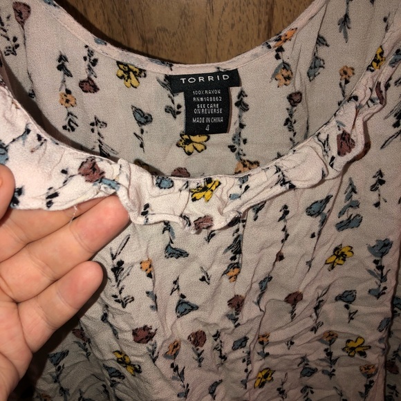 Torrid top - Picture 4 of 5